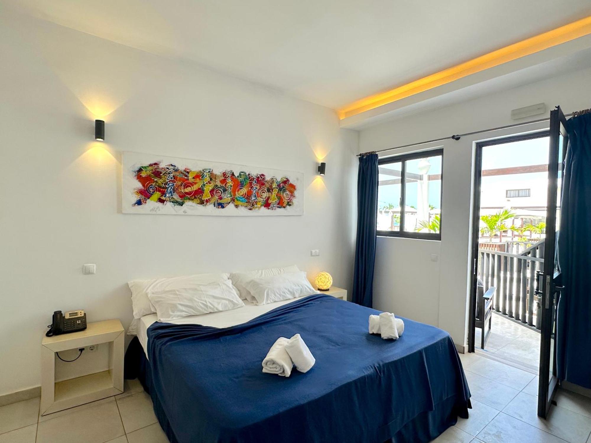 Hotel Livvo Budha Beach Santa Maria Exteriör bild
