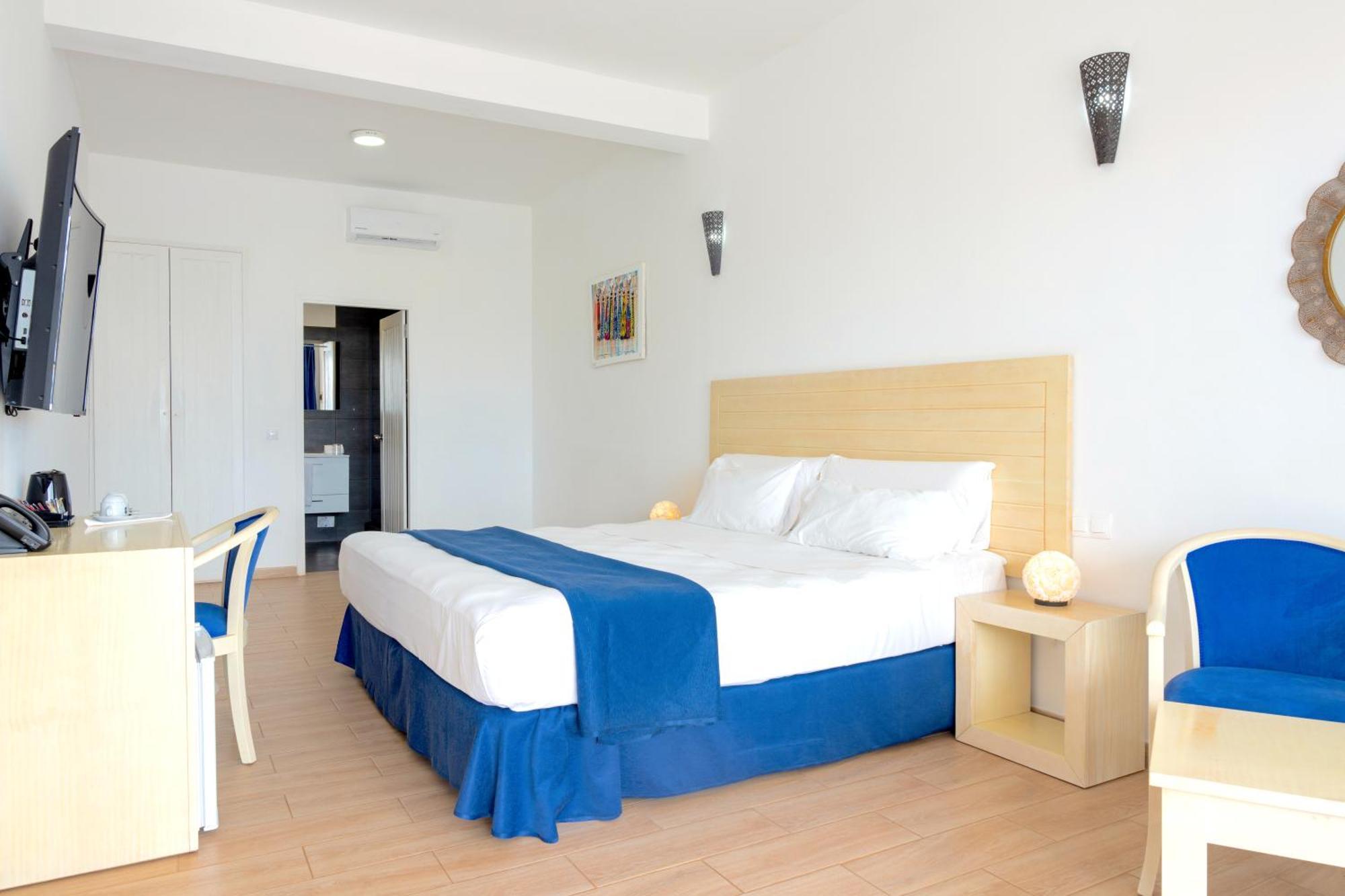 Hotel Livvo Budha Beach Santa Maria Exteriör bild