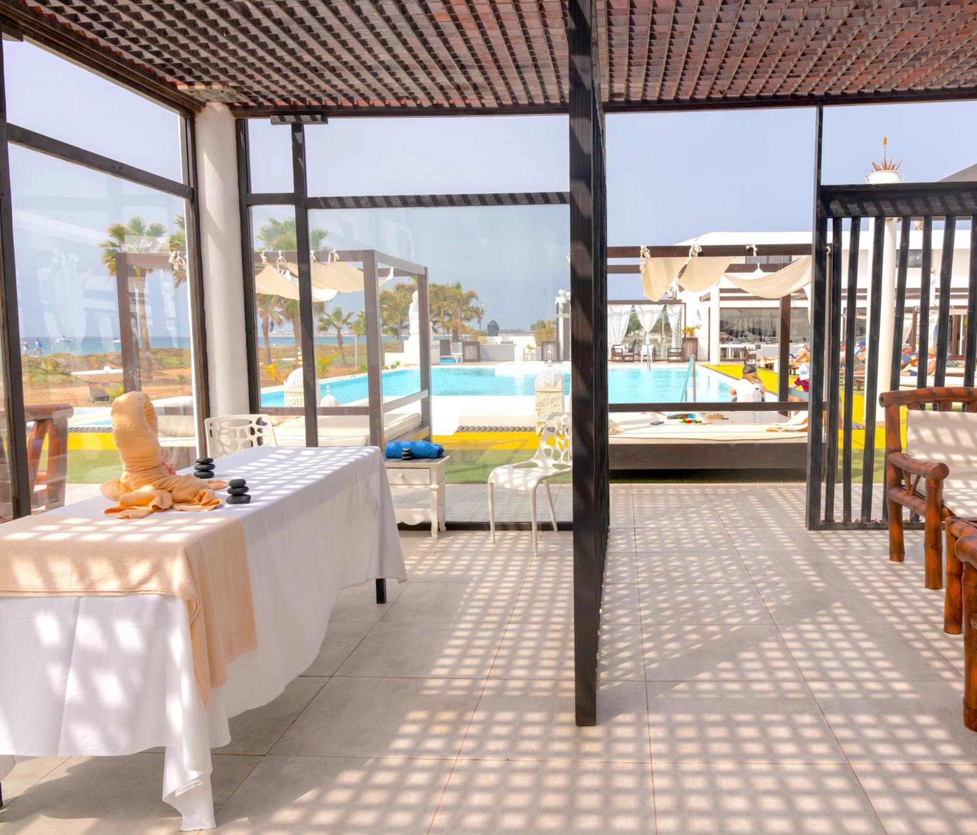 Hotel Livvo Budha Beach Santa Maria Exteriör bild